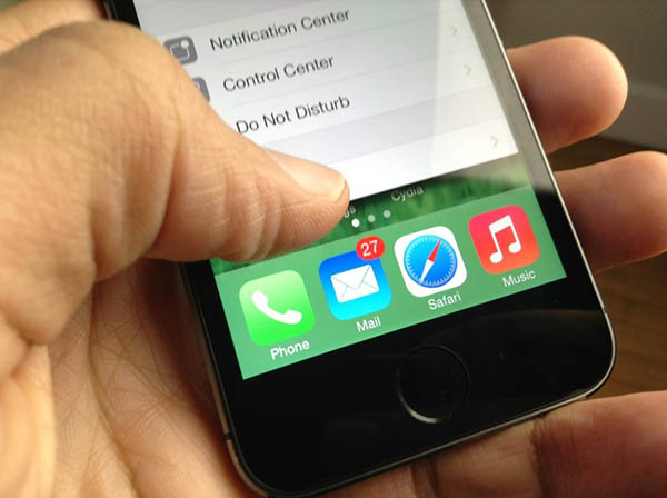 Los gestos multitáctiles regresan a iOS 7 con MultitaskingGestures