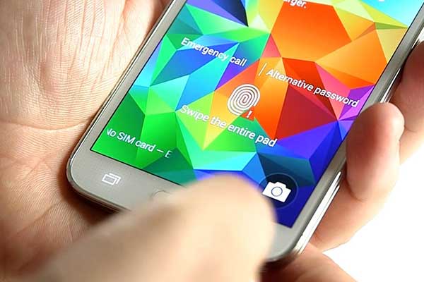 Hackean el lector dactilar del Samsung Galaxy S5