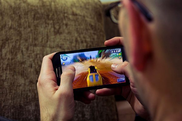 Juegos en iOS y Android: Batalla por la exclusividad