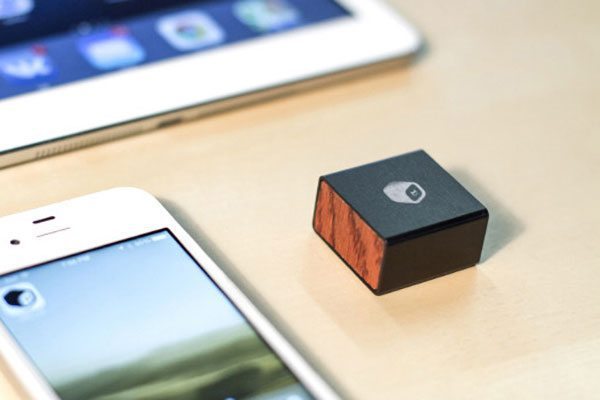 MBLOK - almacenamiento para smartphones y tablets