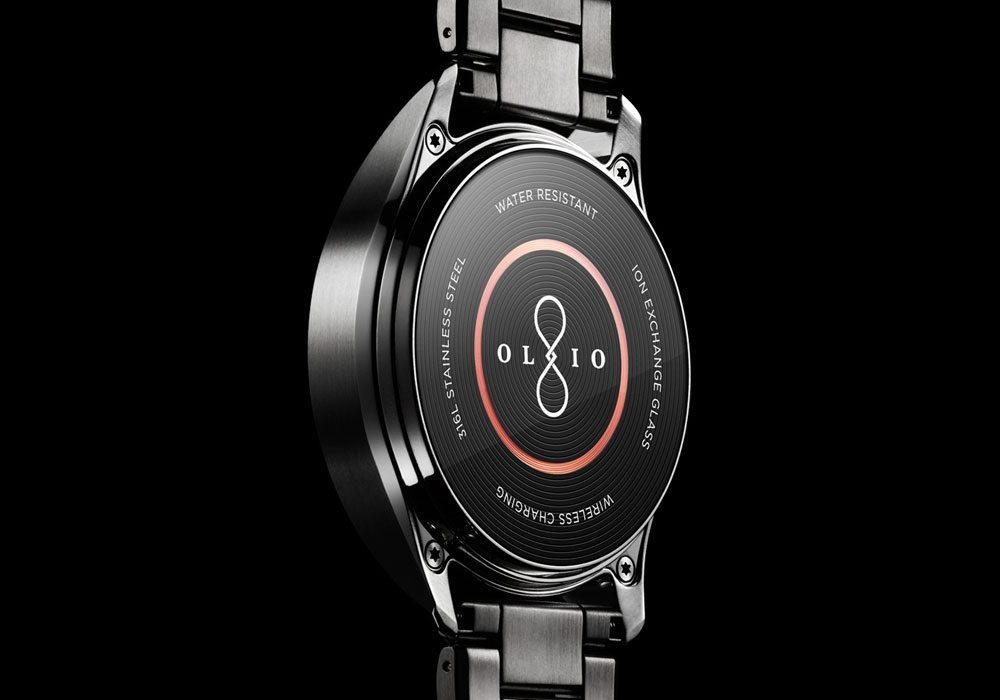 Olio Model 1 smartwatch