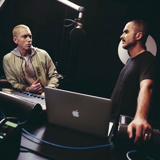Eminem - Primer invitado por Zane Lowe en Beats 1