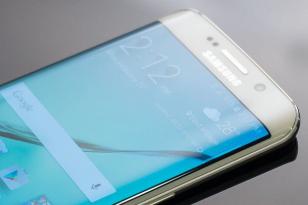 iPhone con pantalla curvada para 2018 (Rumor)