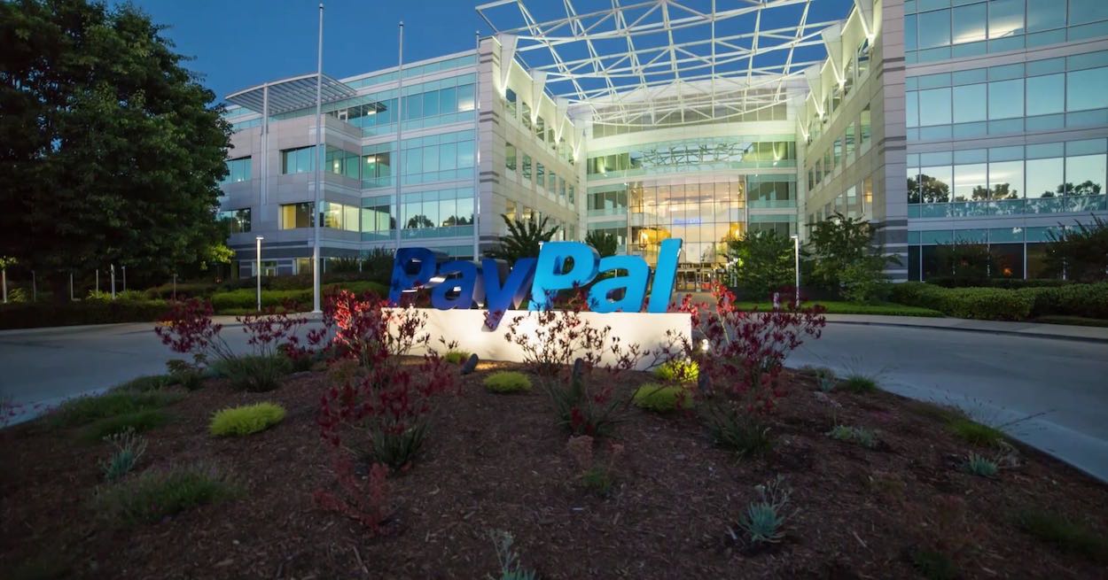 accrareport_paypal-launches-in-nigerian-thousands-sign-up