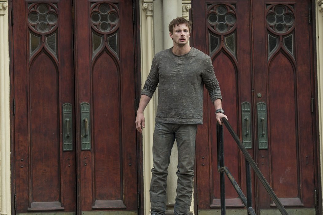 El nuevo tráiler de Damien está bien “creepy”