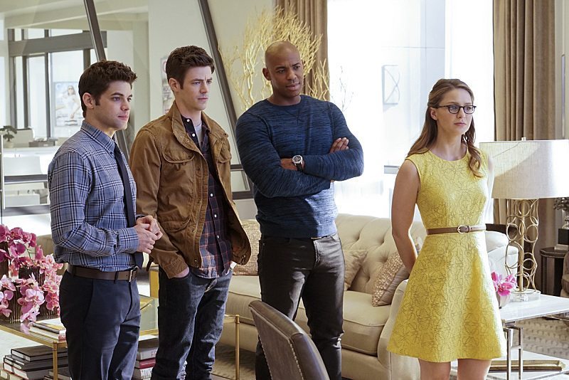 supergirl and the flash barry allen melisa benoist