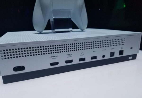 Xbox One S