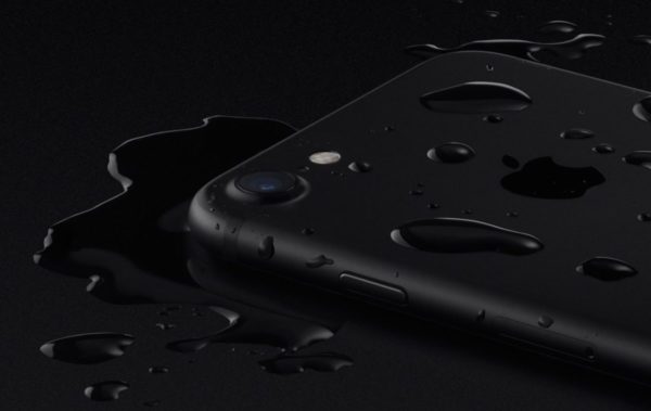 iPhone 7 vs Galaxy S7 ¿Cuán profundo bajo el agua pueden llegar