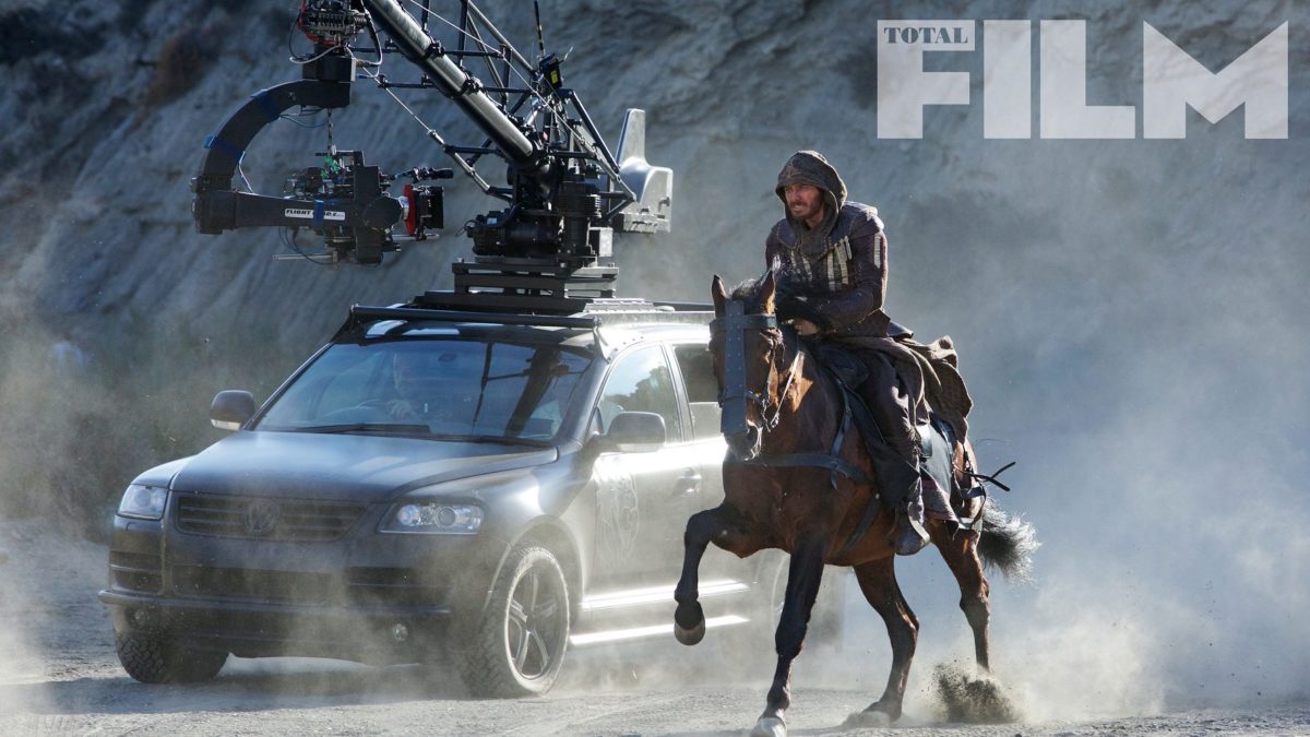 assassins-creed-michael-fassbender-horse